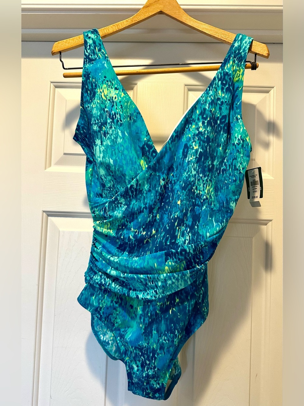L.L. Bean Turquoise and Teal Patterned One-Piece Swimsuit - Picture 2 of 15